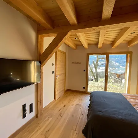 Chalet *